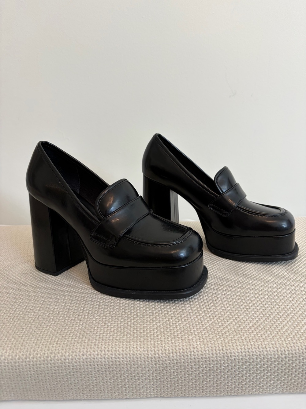 H&M Women’s Black Platform Loafer Heels - Chunky Block Heel